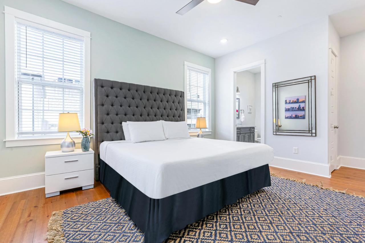 Hosteeva Chic Urban Retreat W Pool Steps To St Charles Ave And Near Bourbon St Nova Orleães Exterior foto