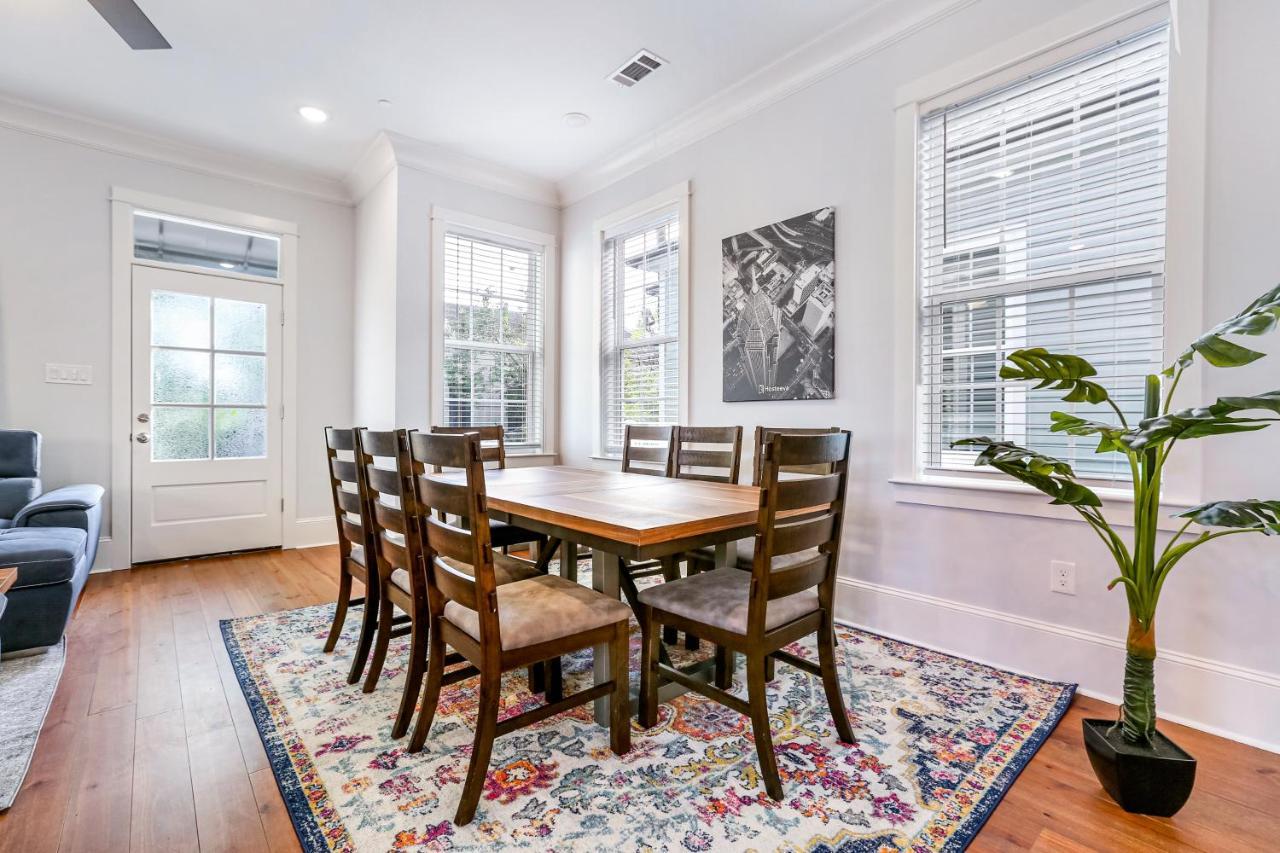 Hosteeva Chic Urban Retreat W Pool Steps To St Charles Ave And Near Bourbon St Nova Orleães Exterior foto