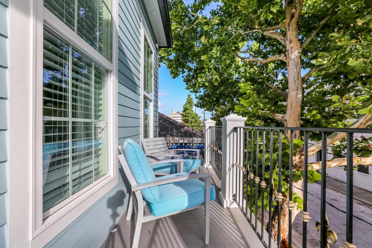 Hosteeva Chic Urban Retreat W Pool Steps To St Charles Ave And Near Bourbon St Nova Orleães Exterior foto