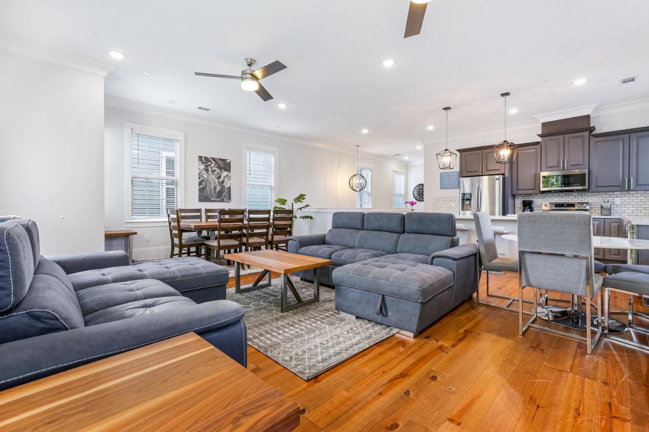 Hosteeva Chic Urban Retreat W Pool Steps To St Charles Ave And Near Bourbon St Nova Orleães Exterior foto