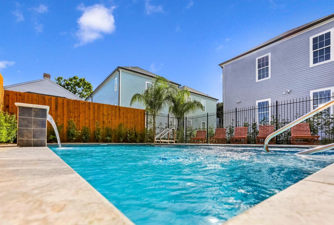 Hosteeva Chic Urban Retreat W Pool Steps To St Charles Ave And Near Bourbon St Nova Orleães Exterior foto